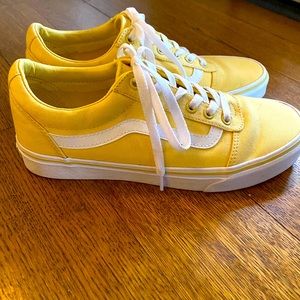yellow low top lace up vans
